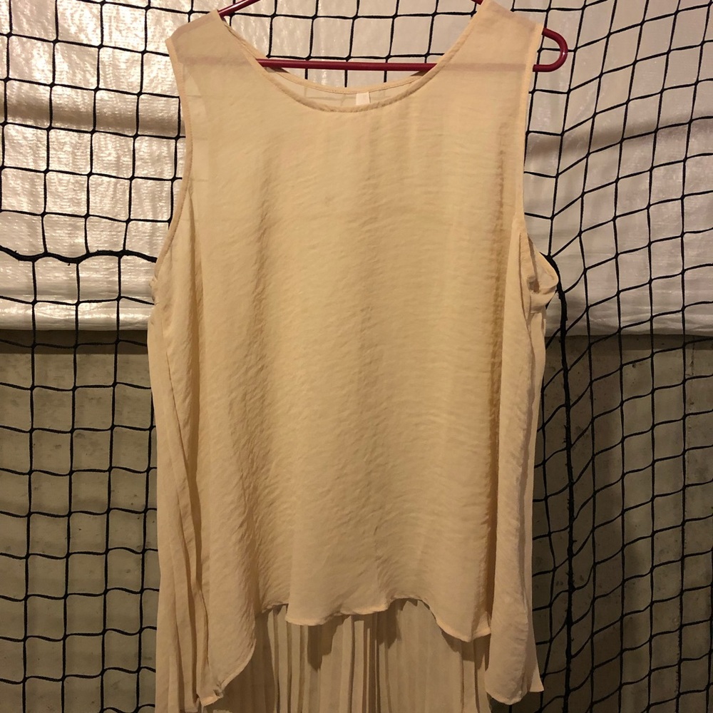 Melissa McCarthy swing top